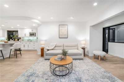 Home For Sale in Long Beach, California