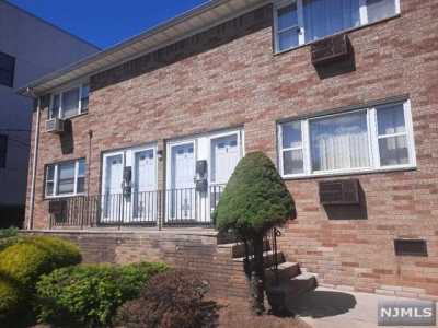 Home For Rent in Paterson, New Jersey