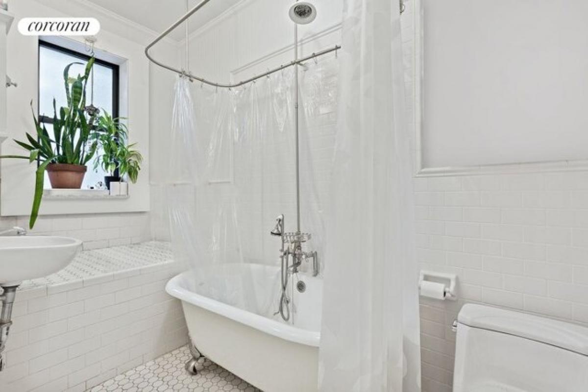 Picture of Home For Rent in Brooklyn, New York, United States