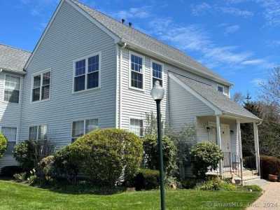 Home For Sale in North Branford, Connecticut