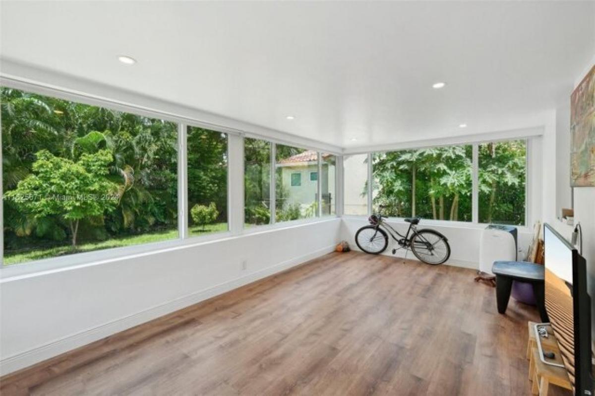 Picture of Home For Sale in Coral Gables, Florida, United States