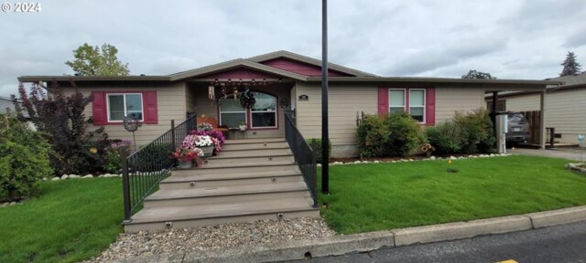 Picture of Home For Sale in Lafayette, Oregon, United States