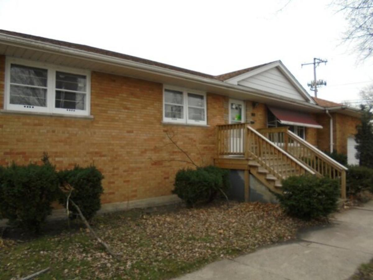 Picture of Home For Rent in Riverdale, Illinois, United States