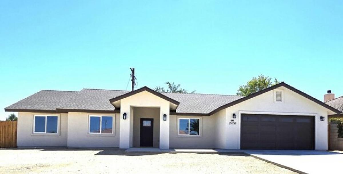 Picture of Home For Sale in California City, California, United States