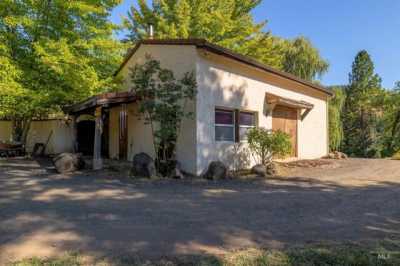 Home For Sale in Lenore, Idaho