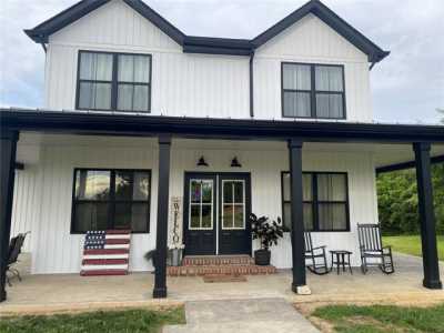 Home For Sale in Waterloo, Illinois