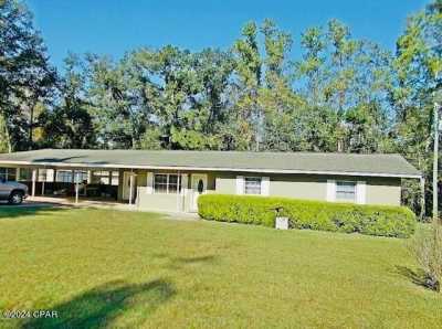 Home For Sale in Chattahoochee, Florida