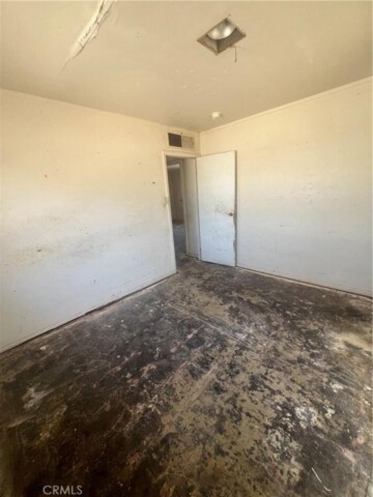 Picture of Home For Sale in Twentynine Palms, California, United States