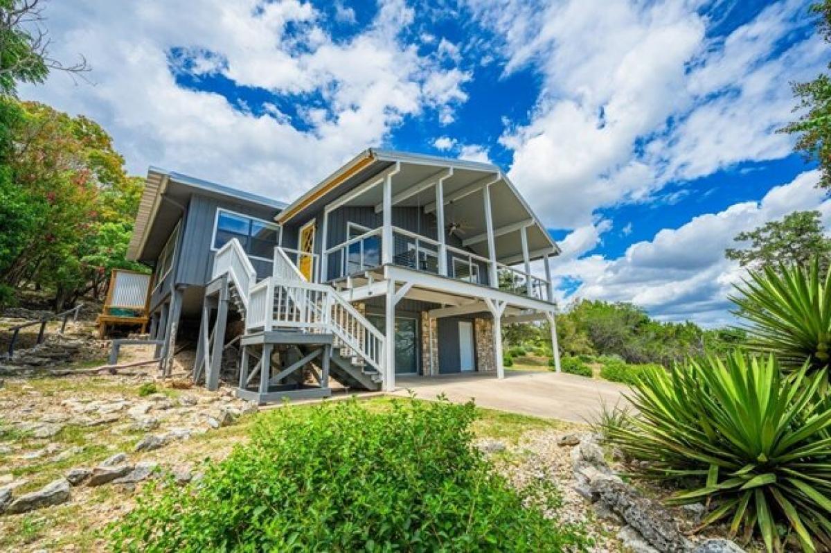 Picture of Home For Sale in Kerrville, Texas, United States