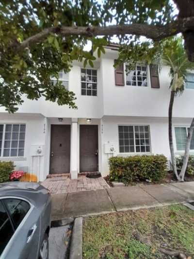 Home For Sale in Riviera Beach, Florida