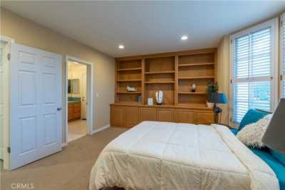 Home For Sale in Calabasas, California