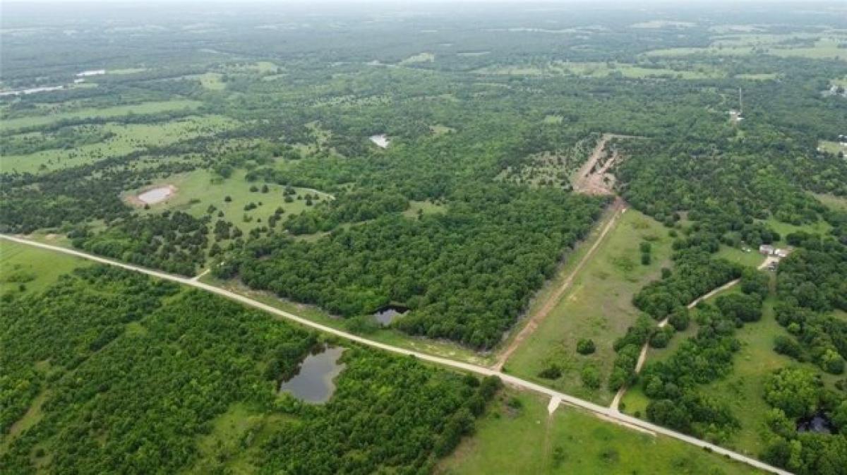 Picture of Residential Land For Sale in Stratford, Oklahoma, United States