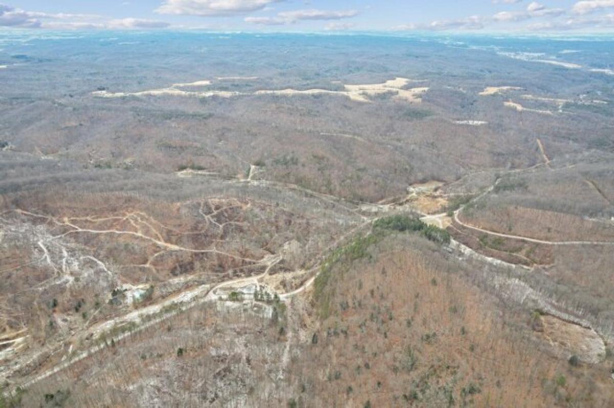 Picture of Residential Land For Sale in Rockbridge, Ohio, United States