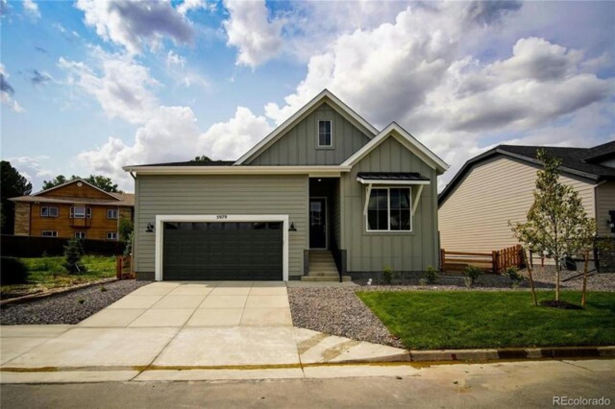 Picture of Home For Sale in Littleton, Colorado, United States