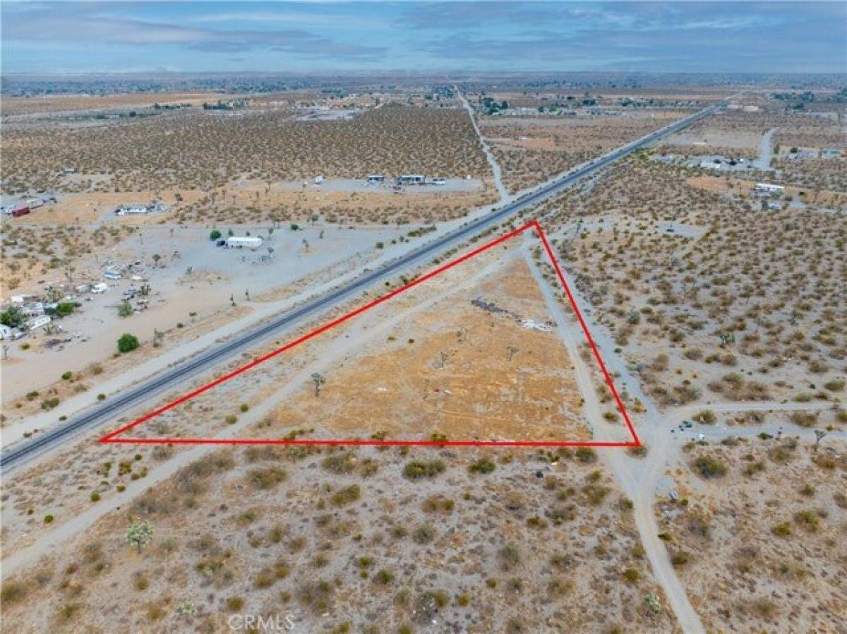 Picture of Residential Land For Sale in Phelan, California, United States