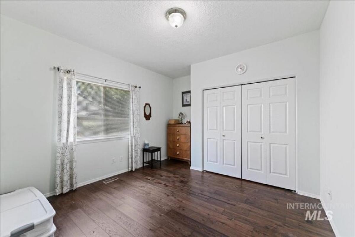 Picture of Home For Sale in Meridian, Idaho, United States