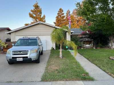 Home For Sale in Sacramento, California