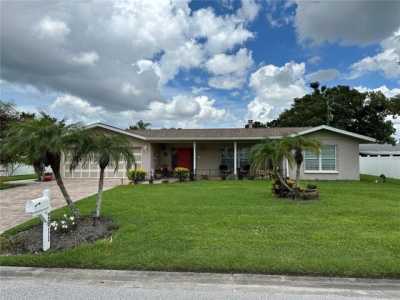 Home For Sale in Sarasota, Florida