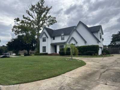 Home For Sale in Orange Park, Florida