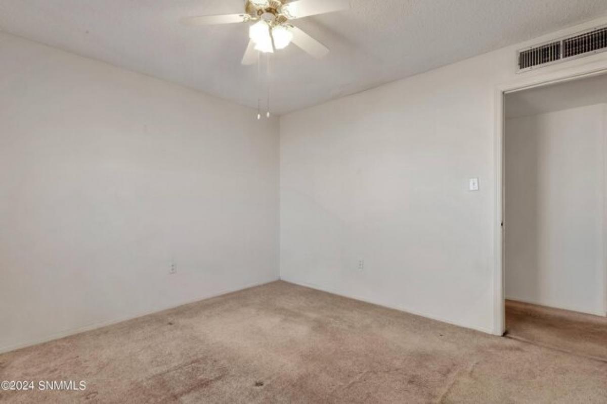 Picture of Home For Sale in Las Cruces, New Mexico, United States