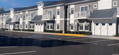 Apartment For Rent in Lindenhurst, New York