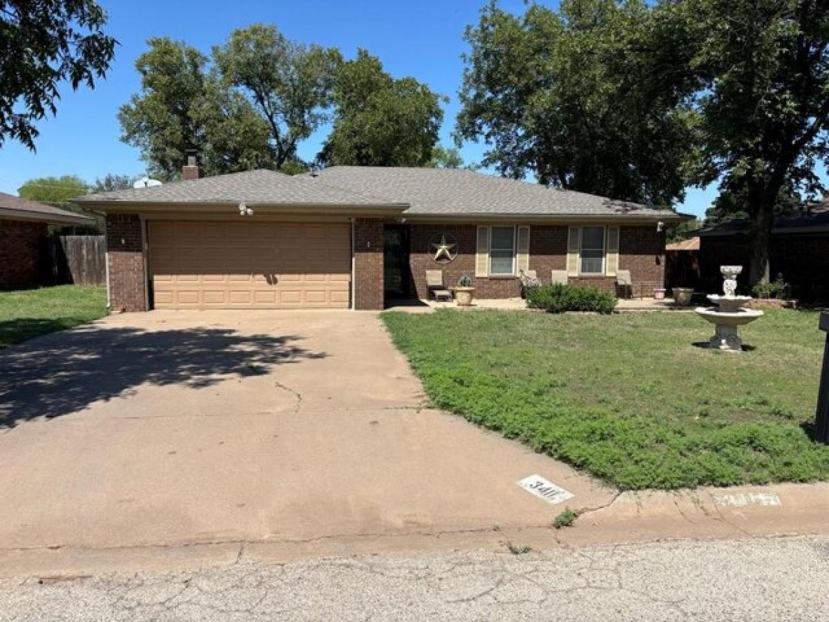 Picture of Home For Sale in Snyder, Texas, United States