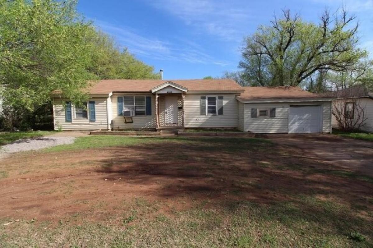 Picture of Home For Sale in Del City, Oklahoma, United States