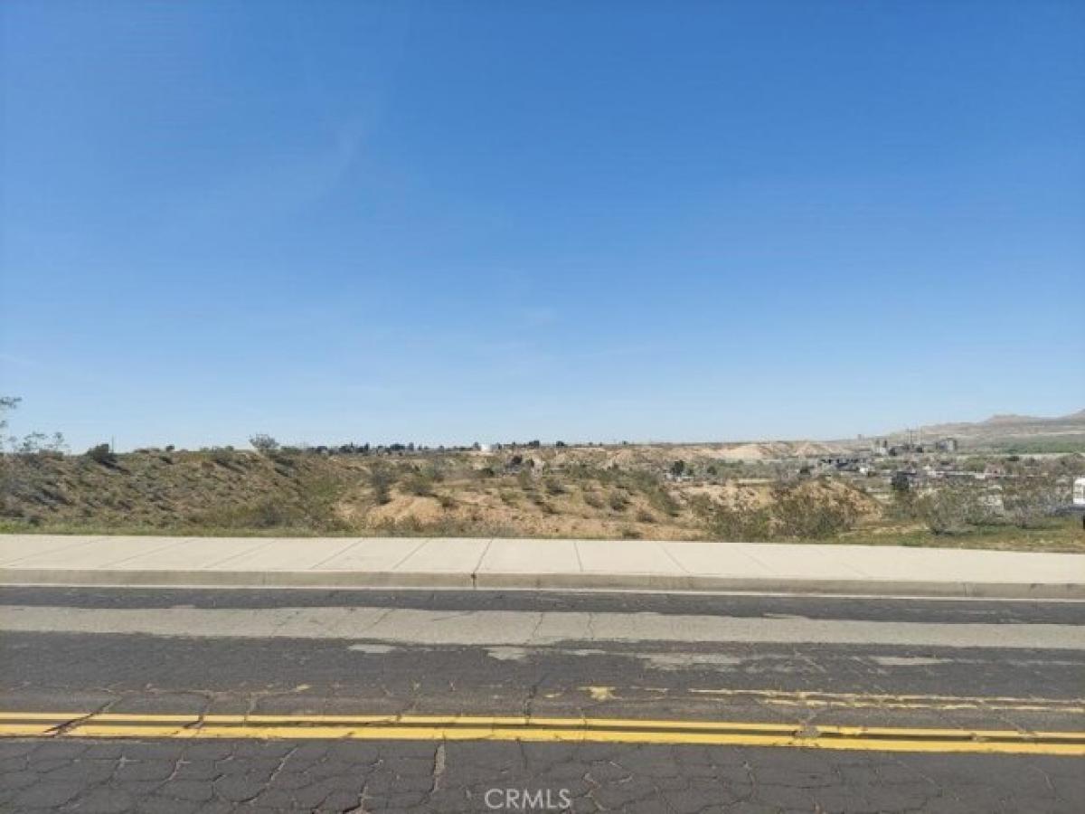 Picture of Residential Land For Sale in Victorville, California, United States