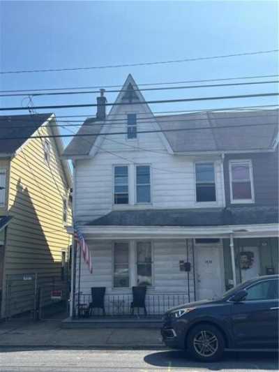 Home For Sale in Easton, Pennsylvania