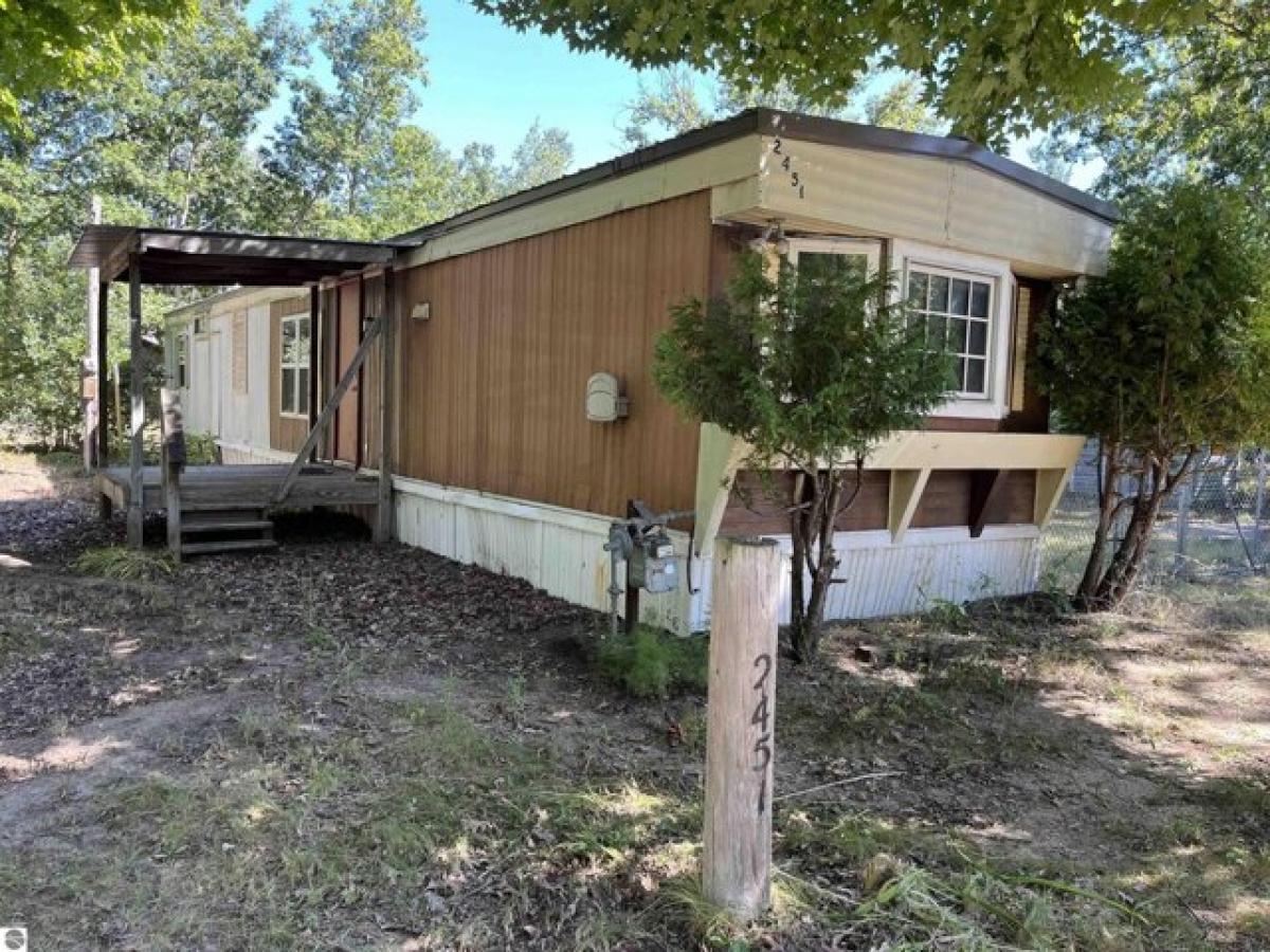 Picture of Home For Sale in Interlochen, Michigan, United States