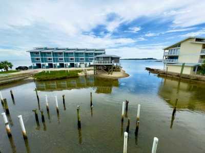 Home For Sale in Cedar Key, Florida