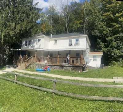 Home For Sale in Livingston Manor, New York