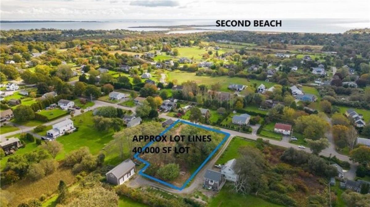 Picture of Residential Land For Sale in Middletown, Rhode Island, United States