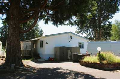 Home For Sale in Hillsboro, Oregon