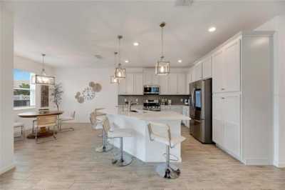 Home For Sale in Apollo Beach, Florida