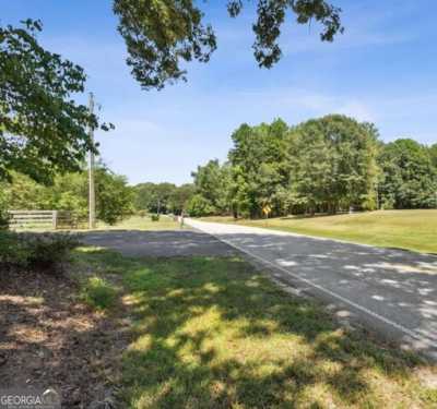 Residential Land For Sale in Hoschton, Georgia