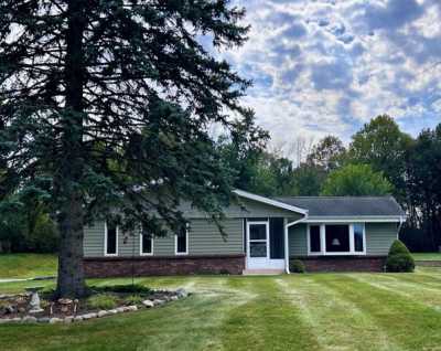 Home For Sale in Brookfield, Wisconsin