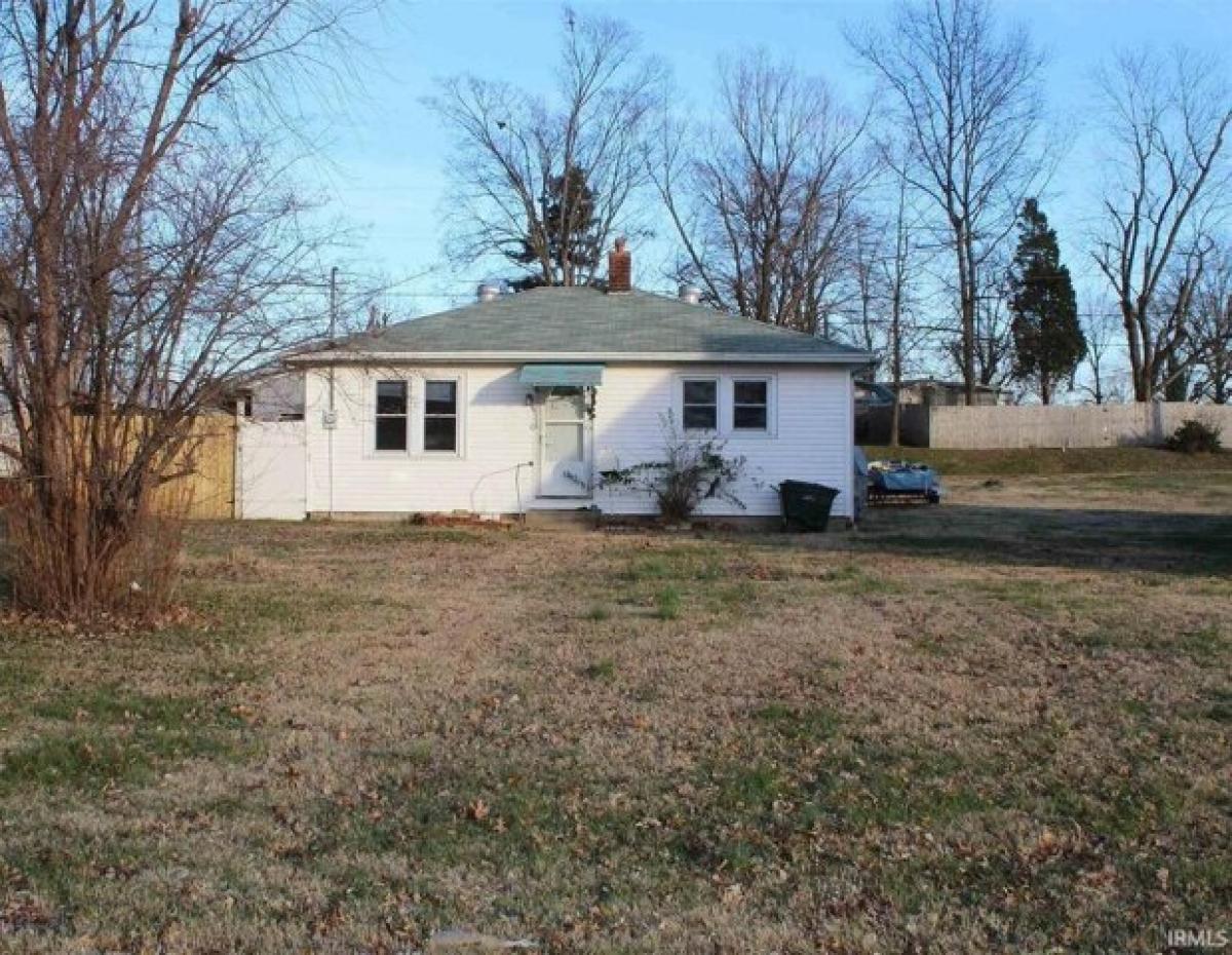 Picture of Home For Sale in Tell City, Indiana, United States