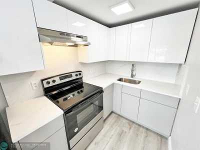 Apartment For Rent in Hollywood, Florida