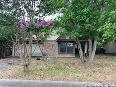 Home For Sale in Converse, Texas