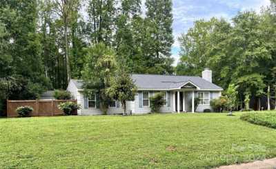 Home For Sale in Charlotte, North Carolina