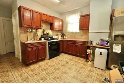 Home For Sale in Newark, New Jersey