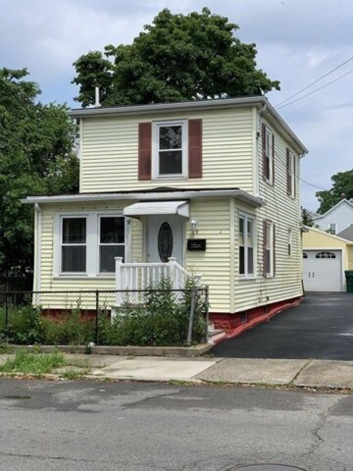 Picture of Home For Rent in Lynn, Massachusetts, United States