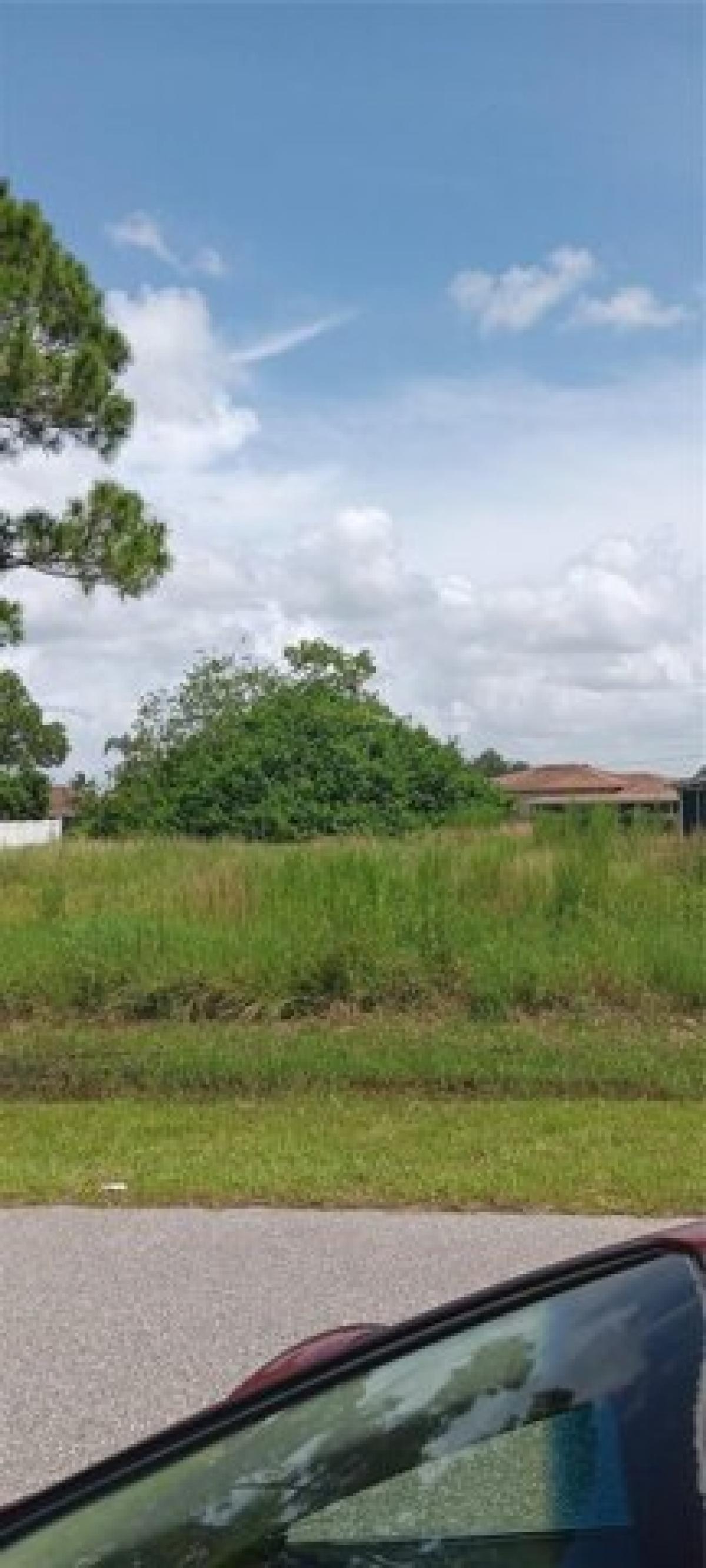 Picture of Residential Land For Sale in Kissimmee, Florida, United States