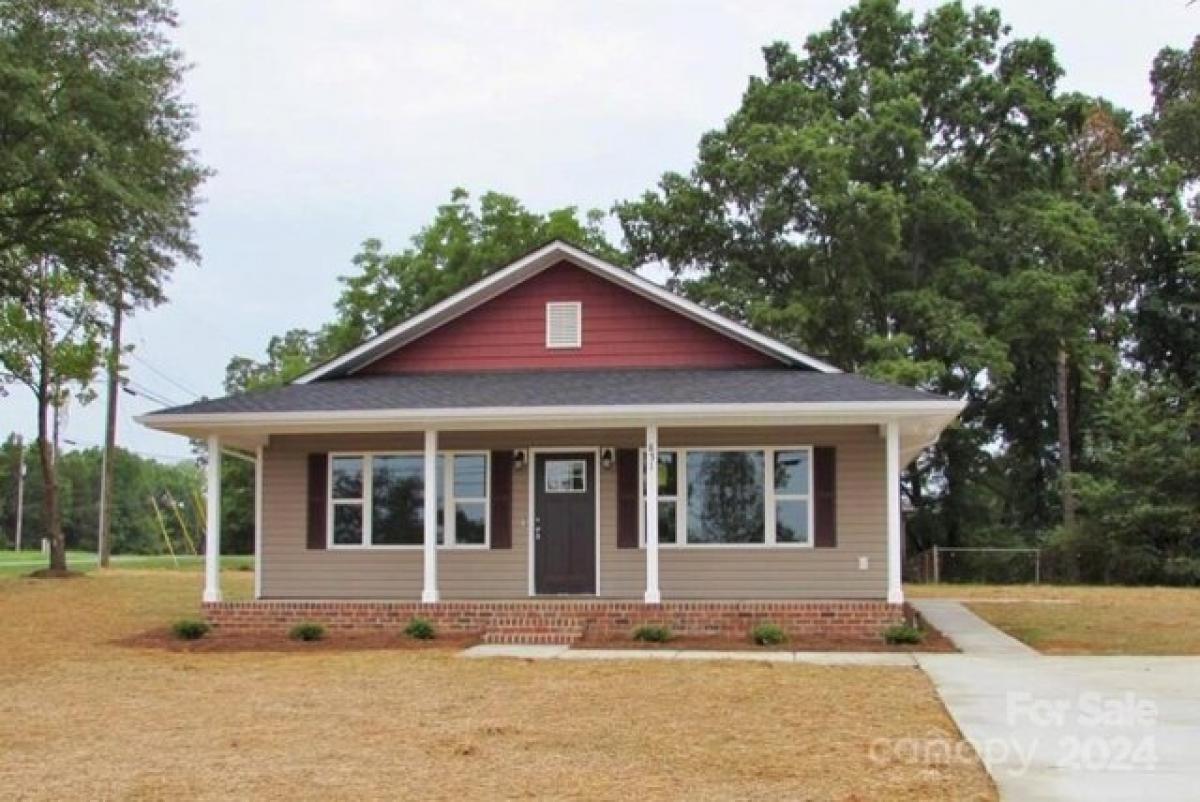 Picture of Home For Sale in Concord, North Carolina, United States