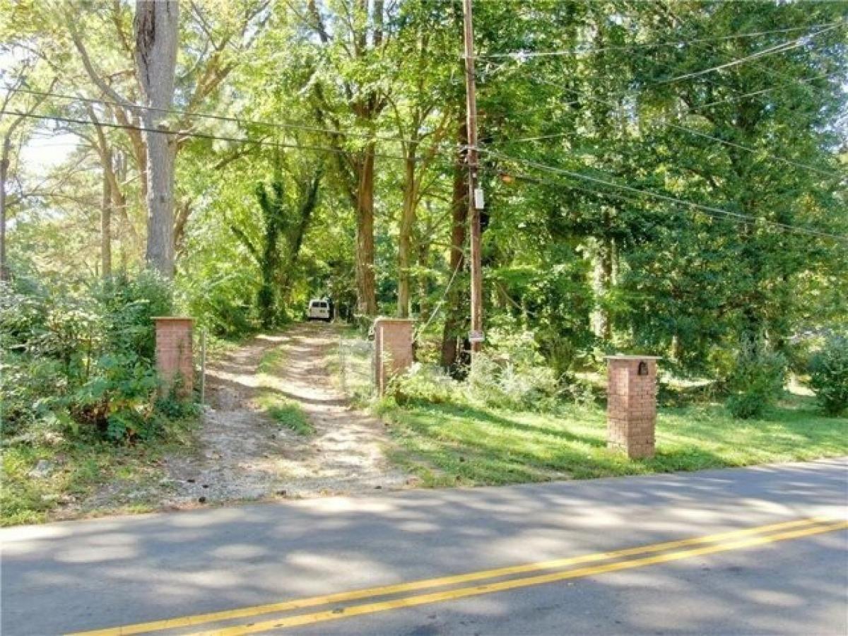 Picture of Residential Land For Sale in East Point, Georgia, United States