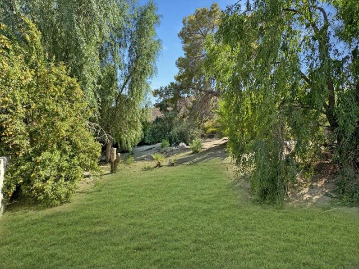 Picture of Home For Sale in Cathedral City, California, United States