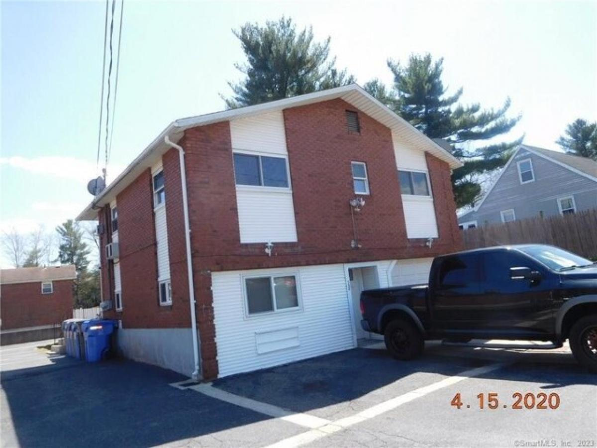 Picture of Home For Rent in Bristol, Connecticut, United States