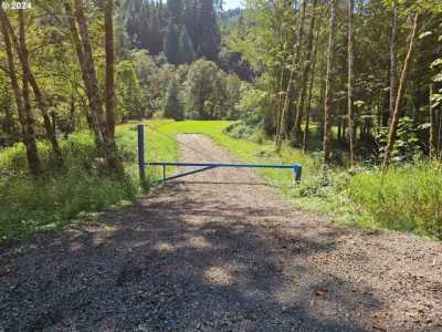 Residential Land For Sale in Kelso, Washington