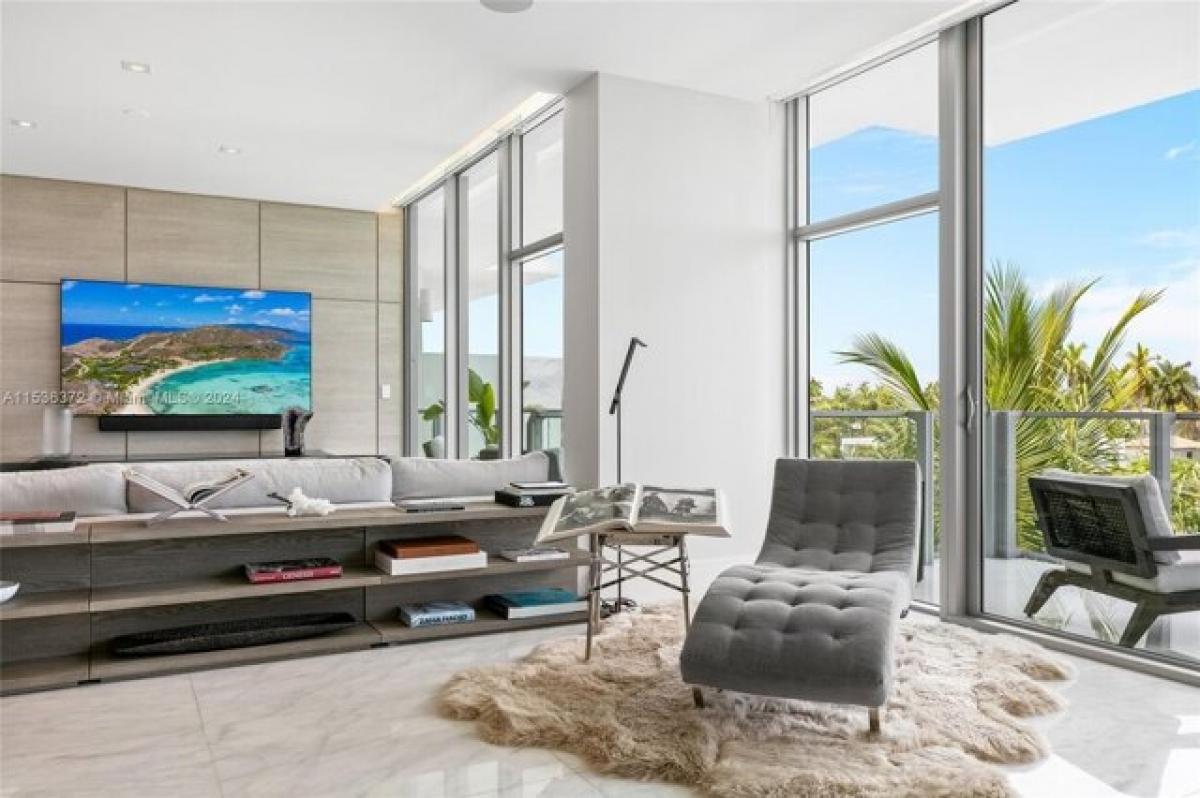 Picture of Home For Sale in Miami Beach, Florida, United States